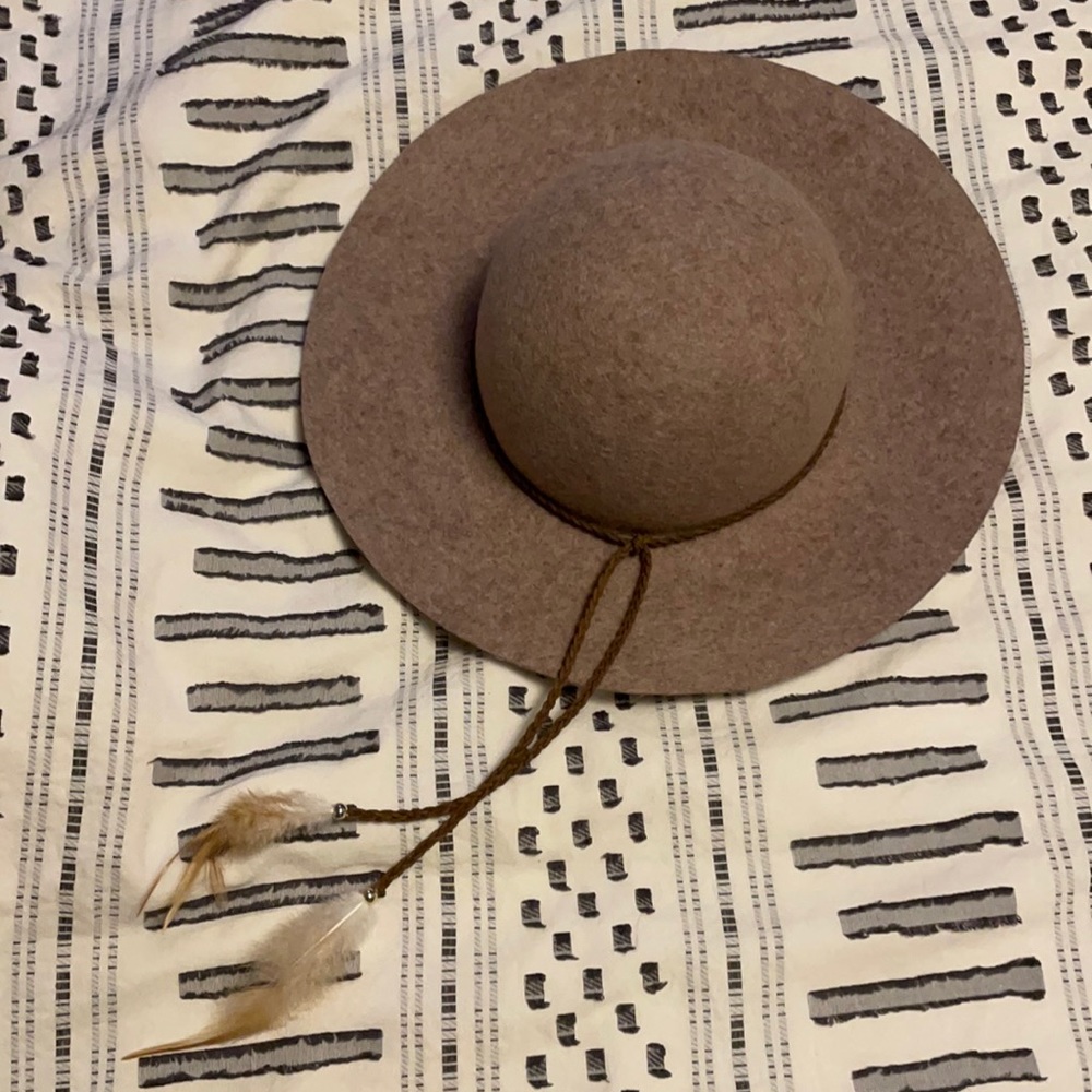 AEO floppy 100% wool hat